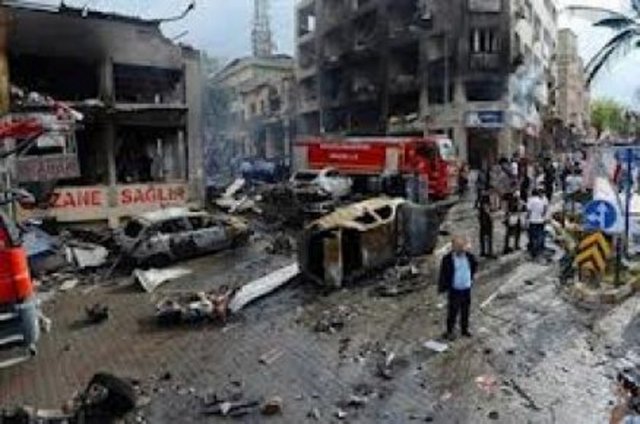 TÜM İLLERE UYARI: 2 Mayıs'ta İçişleri Bakanlığı'ndan Emniyet Genel Müdürlüğü'ne Suriye'de bomba yüklenen iki aracın Türkiye'ye gönderileceği istihbaratı iletildi. Tüm illere gönderilen uyarı yazısının gereği yapıldı mı?
