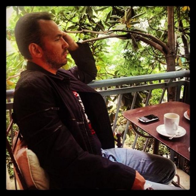 EZO SUNAL - Atölyeme bir yakışıklı geldi -