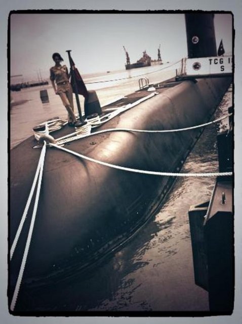 DİLARA GÖNDER - Denizaltına girmeden önce -