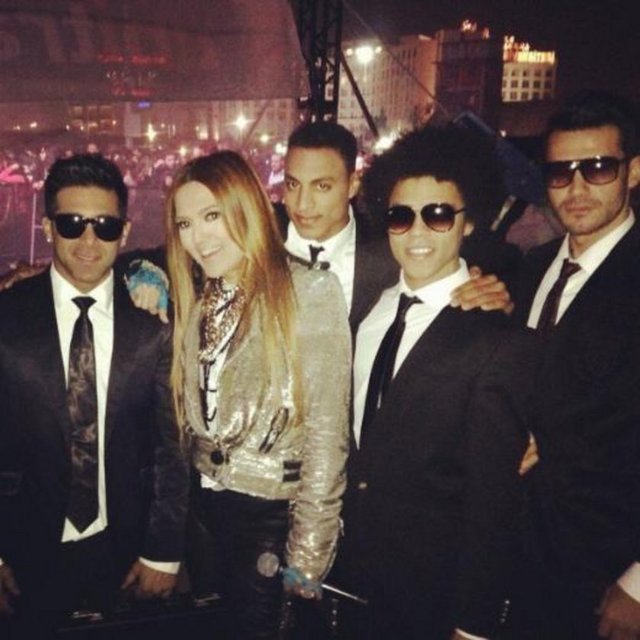 DEMET AKALIN - Dansçılarım -