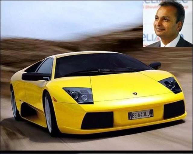 5- Mukesh Dhirubhai Ambani -  - Hindistan'ın en zengin adamı Ambani, sayısı 168'e hatta belki de çok daha fazlasına ulaşan Avrupalı otomobil koleksiyonuyla dünyanın en zengin 22. adamı olmanın hakkını veriyor şüphesiz.