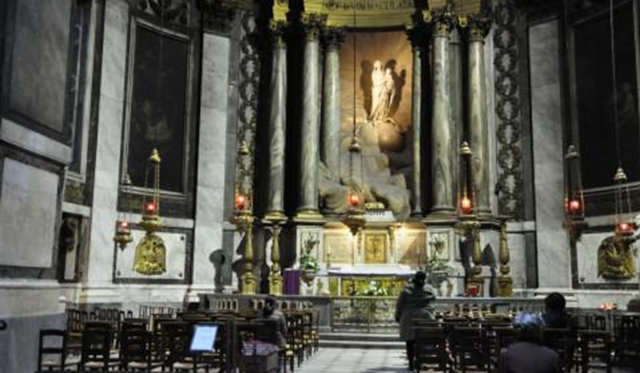 Saint Sulpice Kilisesi - Paris/Fransa