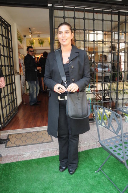 ASLI SELGUR