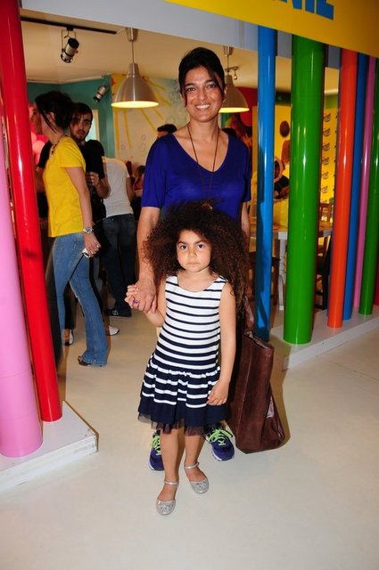 MELTEM, DEFNE KAZAZ