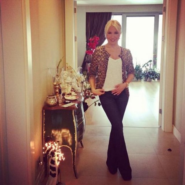 LERZAN MUTLU - Evden çıkarken ben