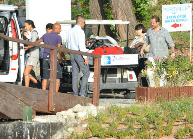 SERDAR BİLGİLİ, AMELI LATOURNALD