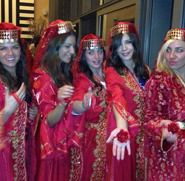 MAYA PORTAKAL, MELİSA ELİYEŞİL