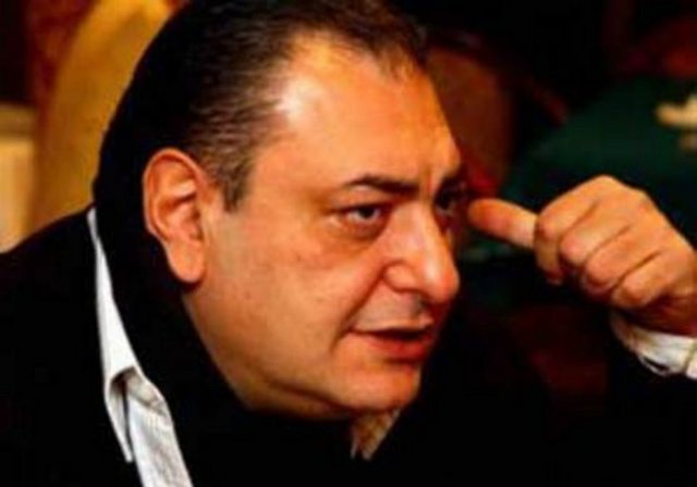 Telefondaki kişi "Bakın efendim izah edeyim..." -  -  -  -  -