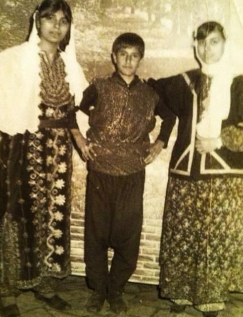 Ünlülerin bilinmeyen küçüklük fotoğrafları... Mahsun Kırmızıgül