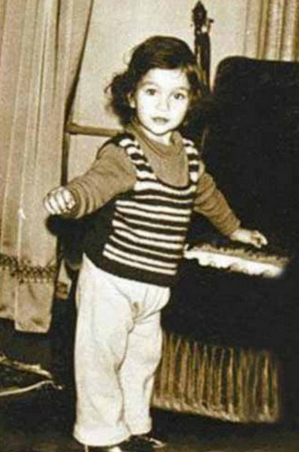 Deniz Akkaya -
