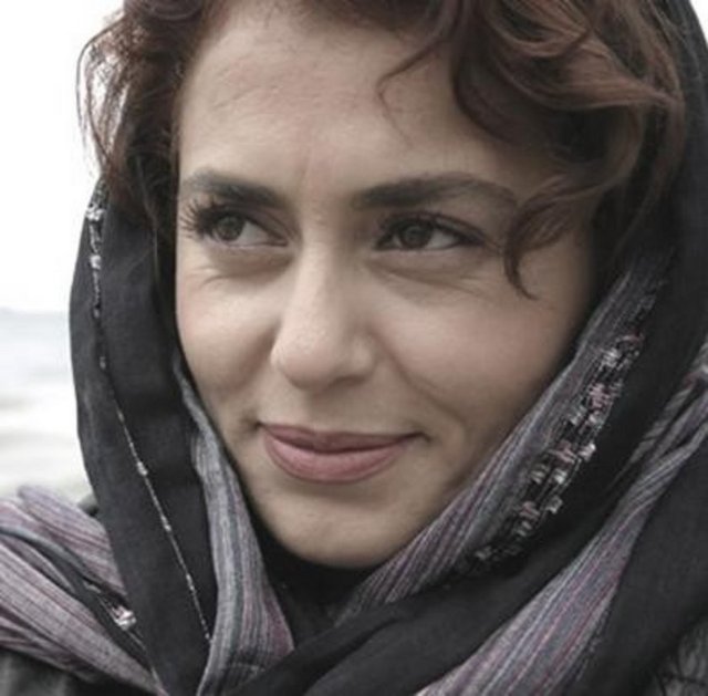 Aşk ve Ceza dizisinde Sevgi karakterini canlandıran Nazan Kesal da Ercan esal ile evli