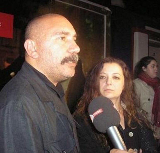 Avkıran'ın eşi Övül Avkıran şu sıralar Bitmeyen Şarkı'da oynuyor