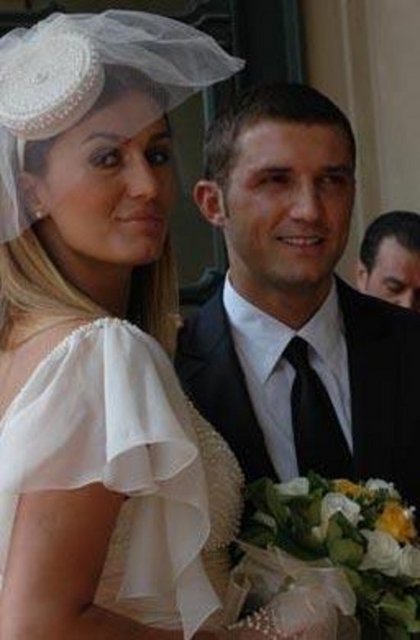 Manken Tuğba Özay'ın İtalyan eşi Marco Ludovic de ticaret yapıyor.