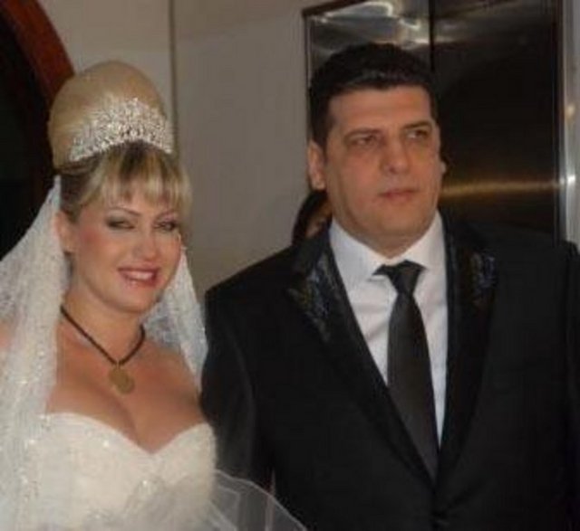 Yeşilmen'in hayatını birleştirdiği Ali Uğur bir işadamı.