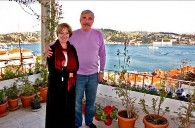 Özyağcılar çifti Karadağlar dizisinde kızları Zeynep ile birlikte kamera karşısına geçiyor -