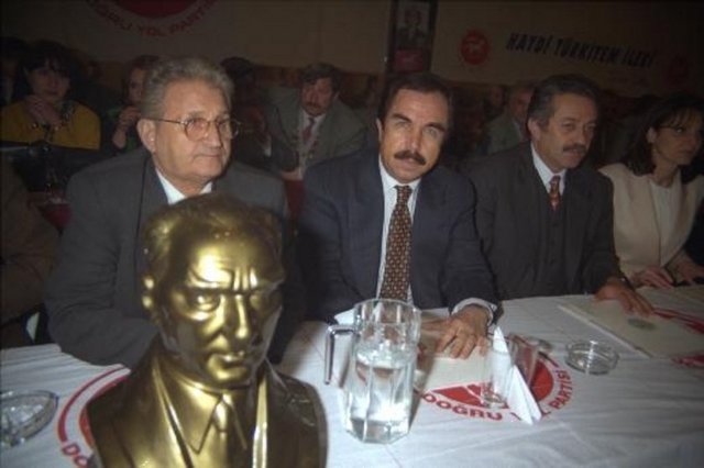 Kozakçıoğlu daha sonra da 18 Ocak 1993'de Bölge Valiliği'nin talebi üzerine geri gönderdiğini öne sürdü