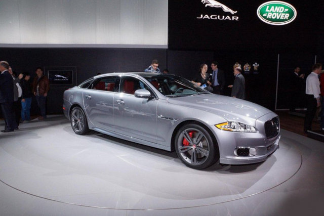 Jaguar XJR