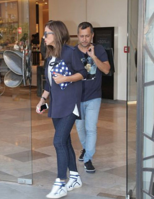 Çolakoğlu'nun fotoğrafları yayınlanınca ikili arasında kriz yaşandı.