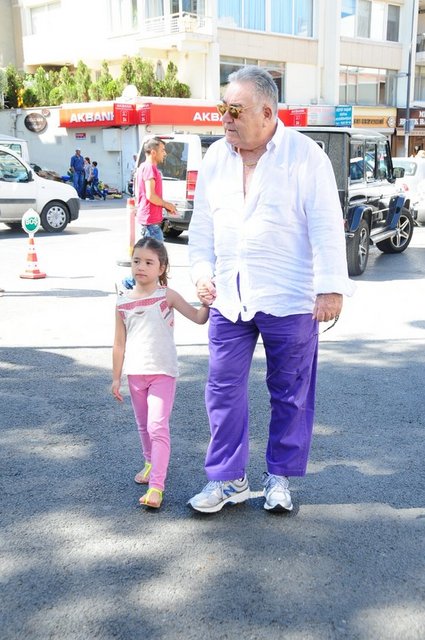 NAİL KEÇİLİ, NAZENİN ÖZTARHAN