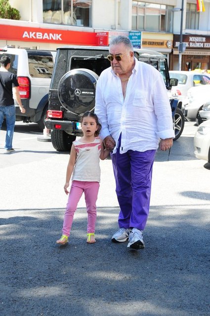NAİL KEÇİLİ, NAZENİN ÖZTARHAN
