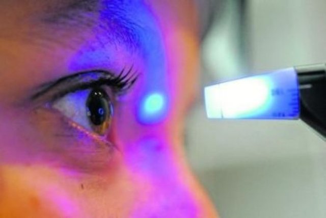 Göz Hastalıkları Uzmanı Doç. Dr. Yusuf Durlu, göz kanserlerinin göz içi kanserleri, orbita (gözün çevresi) kanserleri ile göz kapağı ve gözyaşı bezi kanserleri olmak üzere üçe ayrıldığını söyledi.