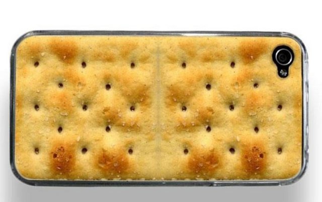 Tuzlu Kraker Şeklinde İphone 4 Kabı