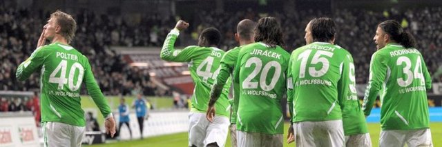 27 - Wolfsburg - 82 milyon dolar