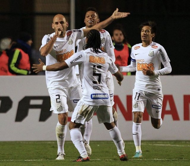 38 - Santos - 38 milyon dolar