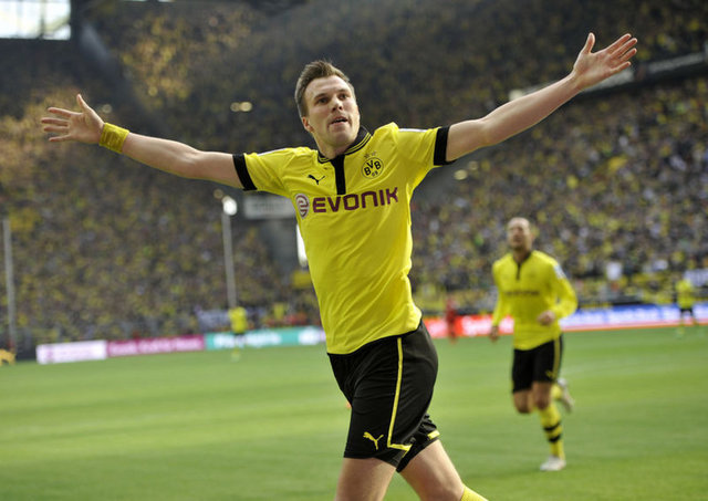 10 - Borussia Dortmund - 227 milyon dolar