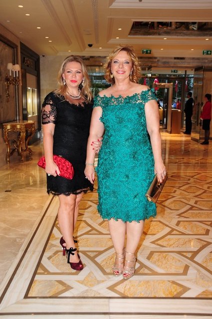 HÜLYA SU, TAMARA MANSIMOVA