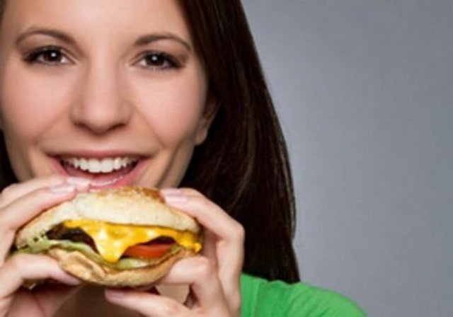 Eğer ağzımıza attığımız bir şeye tükürüğümüz değmese onun tadını anlayamayız.