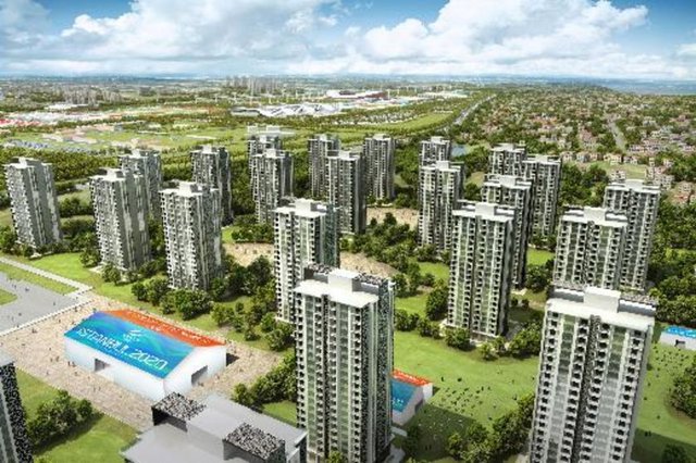 Olimpik Şehir Kümesi  - Bu küme, Oyunlar için dinamik ve canlı bir arka plan sağlamak üzere tasarlandı. Spor tesisleri, İstanbul Olimpik Park Tesis Alanı boyunca, izleyicileri hem gerçek anlamda, hem de görsel açıdan çekecek önemli birer merkez olacak şekilde bilinçli olarak konumlandırıldı. Kümenin mimarisi ve peyzajı hem düzenlenen etkinliğin heyecanını hem de Türkiye'nin sahip olduğu kültürel ve sanatsal güzellikleri yansıtacak. İzleyici dolaşım alanının doğu kenarı, tesis alanı ve bu alanın arkasında kalan doğal vadi manzarası arasında bir süreklilik oluşturacak şekilde, izleyiciler için özel olarak tasarlandı.
