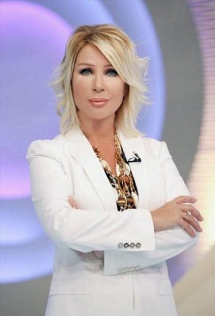 Seda Sayan bütün bu operasyonlardan sonra sizce de ilerleyen yılara rağmen yaşlanacağına daha fazla gençleşmedi mi?