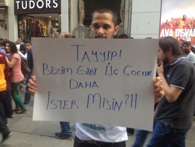 Bizim gibi en az 3 çocuk ister misin peki?