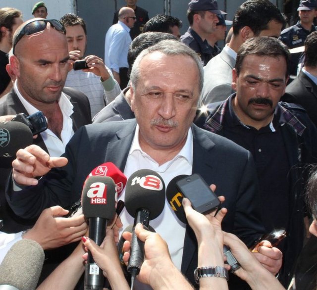 MEHMET AĞAR