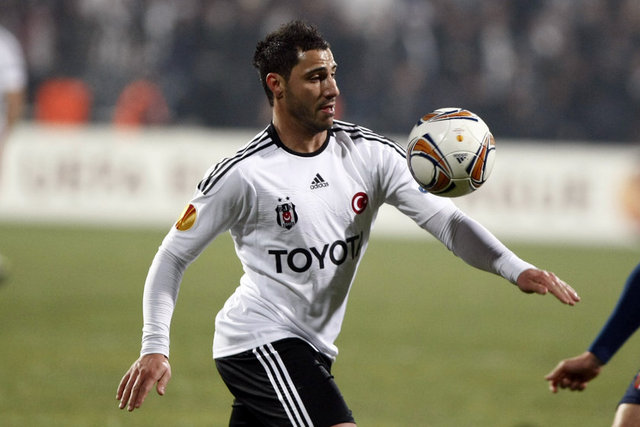 QUARESMA - Avrupa Ligi'nde Dinamo Kiev'le oynanan karşılaşmada rakibine kızıp tekme atmış ve 3 maç ceza almıştı.