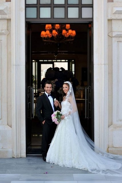 YASİN ALBAYRAK - NESLİHAN GÜRLEYİK ALBAYRAK
