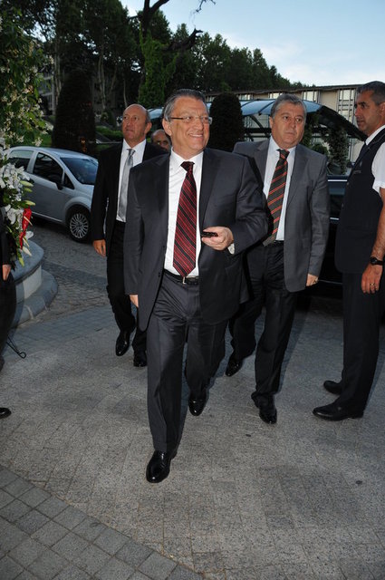 MESUT YILMAZ