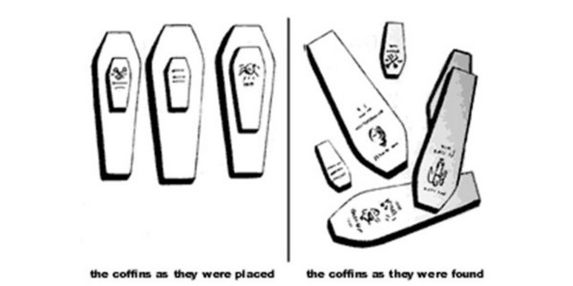 Ağıt yakanlar tabutu düzelttiler ve Dorcas'ı kızkardeşinin yanına koydular.