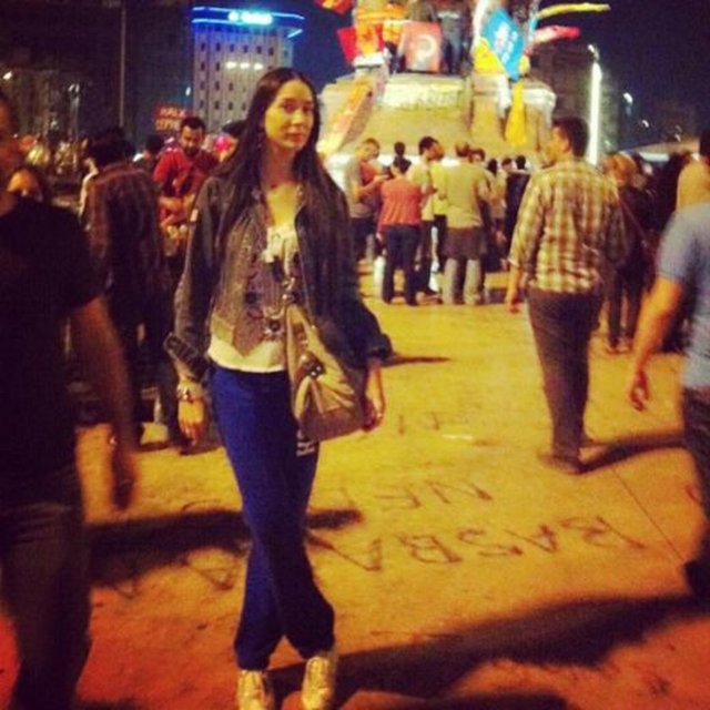 ECE GÜRSEL - Bugün yine ordayız -