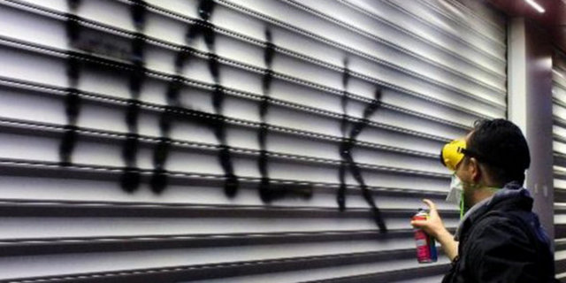 Bu etikekli tüm mesajların 50 bin 047'si fotoğraf, 2 bin 544'ü video içerik ile gönderilirken, 843 binden fazla mesajın 629 bin 663'ü Türkçe, 66 bin 123'ü İngilizce, 3 bin 193'ü Almanca, bin 762'si İspanyolca, bin 381'i Fransızca ve 429'u Rusça oldu...