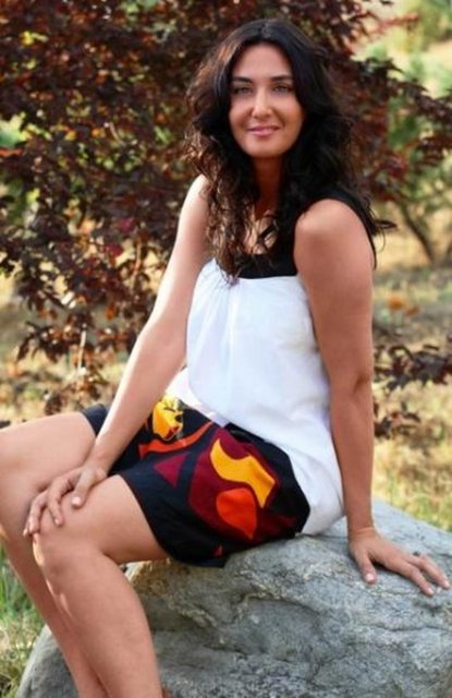 Ayşe Tolga - Orda çocuklar var Beyler! Bildiğin çocuk!