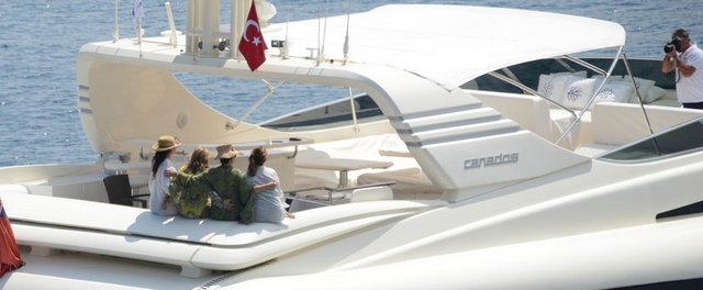 DEMET SABANCI ÇETİNDOĞAN