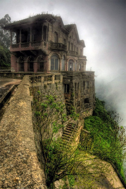 29. Kolombiya'daki El Hotel del Salto -  -