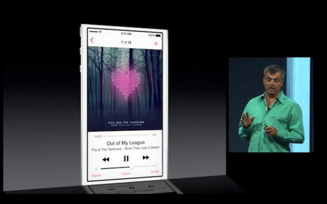 10. Aktivasyon kilidi -  - iOS 7, güvenlik önlemlerini de göz ardı etmedi. Telefonunuz kaybolduğu veya çalındığı zaman yerini öğrenmenizi sağlayan 'Find my iPhone' uygulamasını kapatmak veya telefonu resetlemek için Apple ID ve şifreniz gerekecek. Cihazı ve uygulamayı yeniden aktif etmek için de kullanıcı adı ve şifrenizi girmeniz gerekecek.