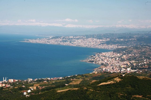 TRABZON - 19 Haziran Çarşamba: (19/24) SAĞANAK YAĞIŞLI 20 Haziran Perşembe:(19/24): SAĞANAK YAĞIŞLI 21 Haziran Cuma:(17/23) PARÇALI BULUTLU 22 Haziran Cumartesi:(17/24) PARÇALI BULUTLU 23 Haziran Pazar:(18/25) PARÇALI BULUTLU -  -