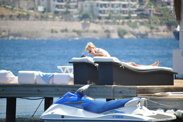 CEYLA AYSAL, MEHMET KIRKLAR