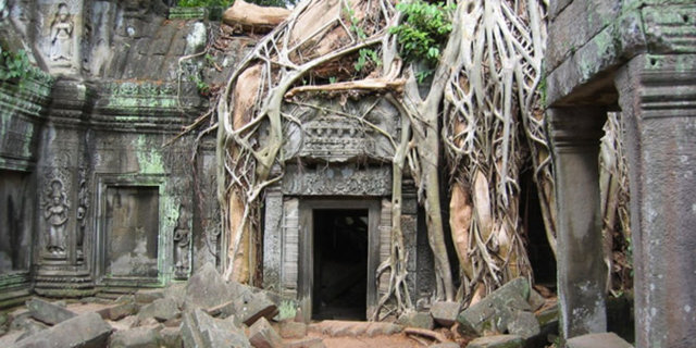 ANGKOR WAT TAPINAĞI Kamboçya'daki Angkor Wat Tapınağı Güney Asya'daki en geniş ve en meşhur tapınak olarak bilinir...