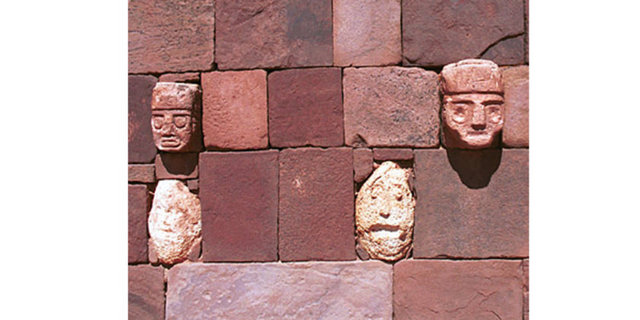 Arkeologlar bu kenti Aymara kızılderililerinin inşa ettiğini tahmin ediyor...