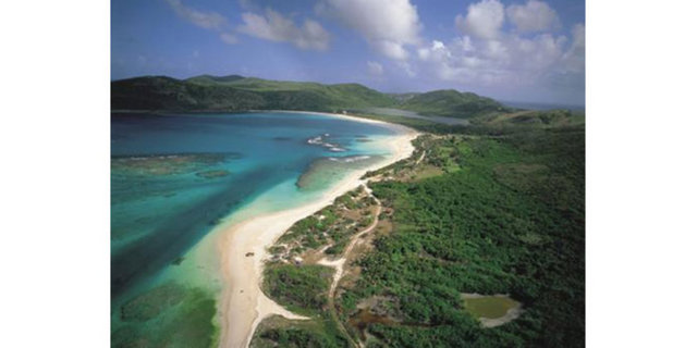 PORTO RİKO Karayip adalarından biri olan Porto Riko'da UFO gibi gizemli gök cisimlerine sık sık rastlanıyor...